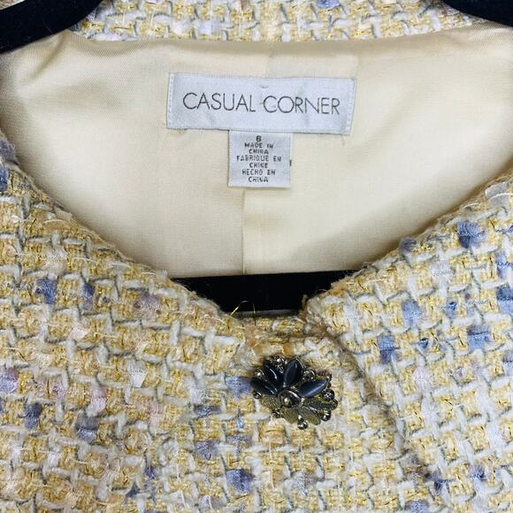 Casual Corner Gold Boucle Blazer Jacket Sz 6 Lady Jacket - Picture 8 of 9